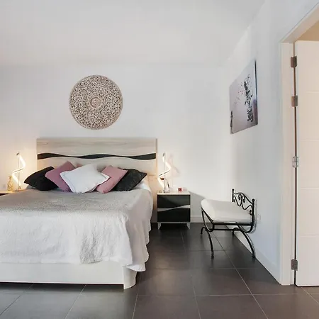 度假居 The Garden Secret *