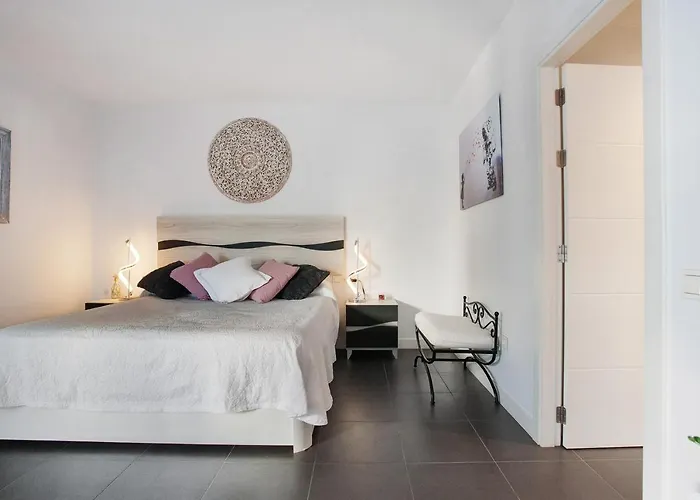 בית נופש The Garden Secret *